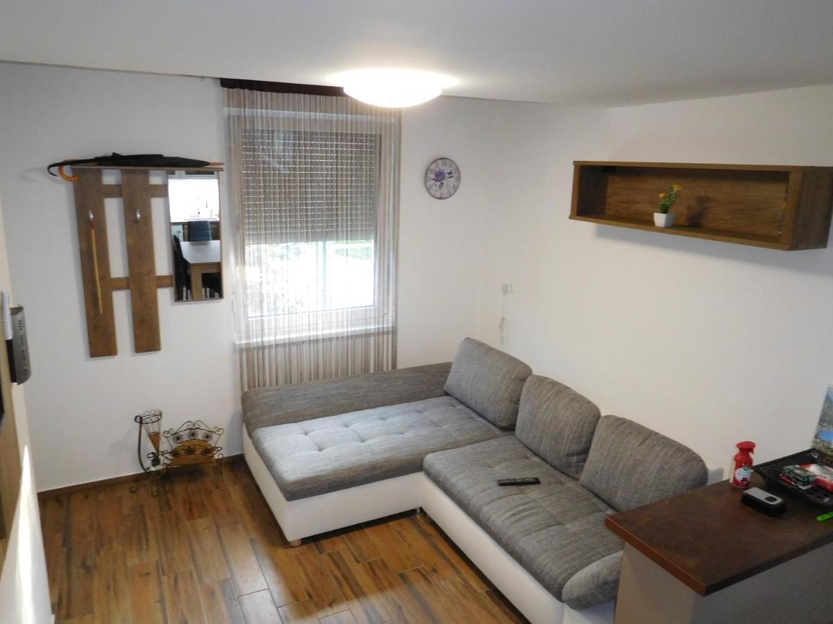 Golden Apartman Orosháza Exterior foto