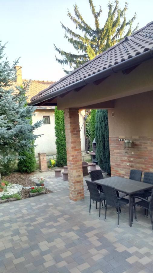 Golden Apartman Orosháza Exterior foto